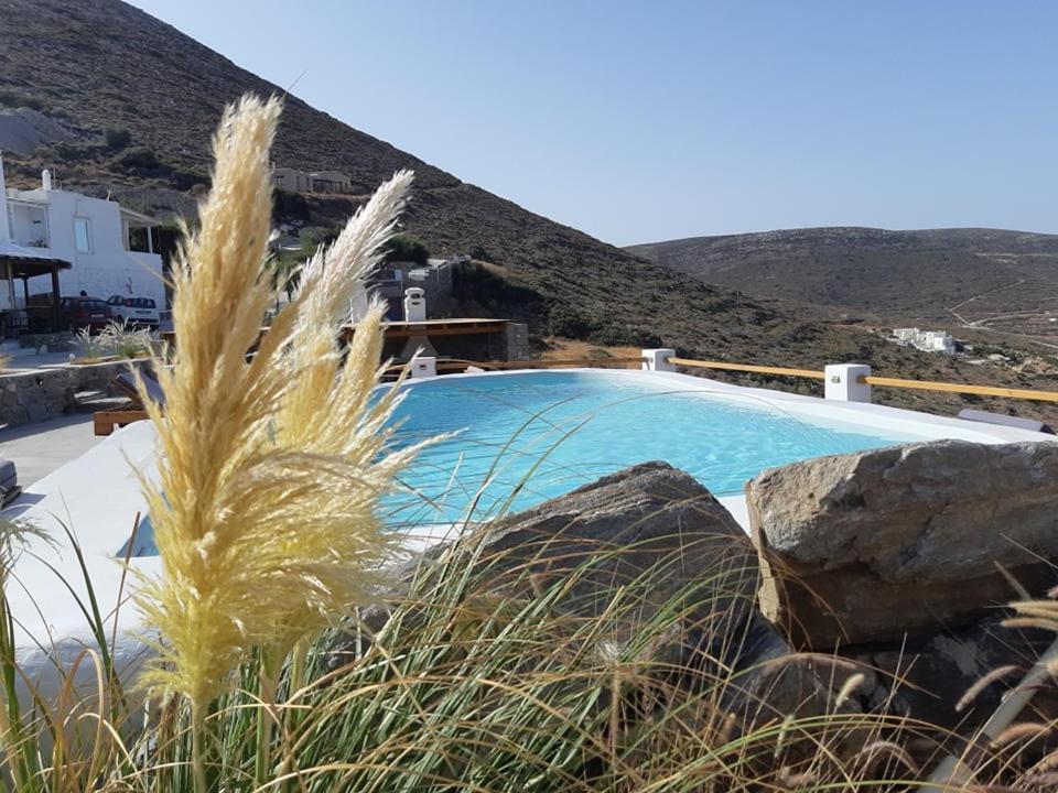 3 Paros *All Season* Villas Exterior photo