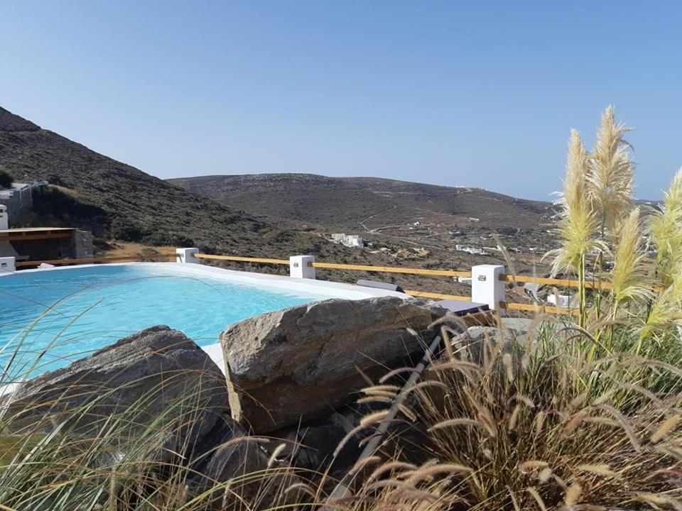 3 Paros *All Season* Villas Exterior photo